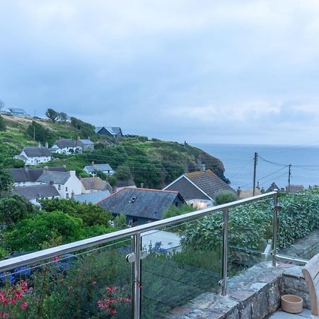 Spinnaker Cadgwith Holiday Home Bagian luar foto
