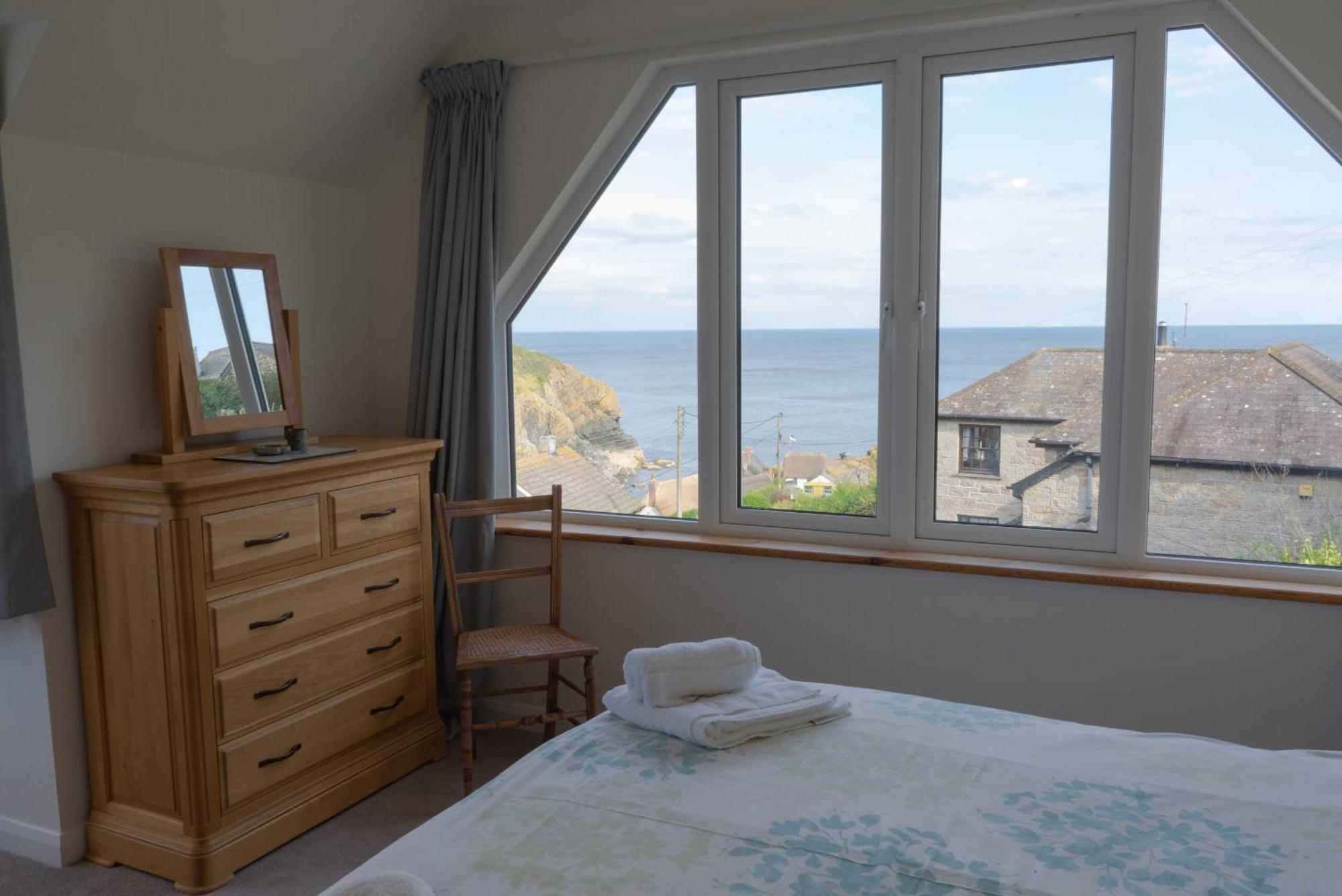 Spinnaker Cadgwith Holiday Home Bagian luar foto