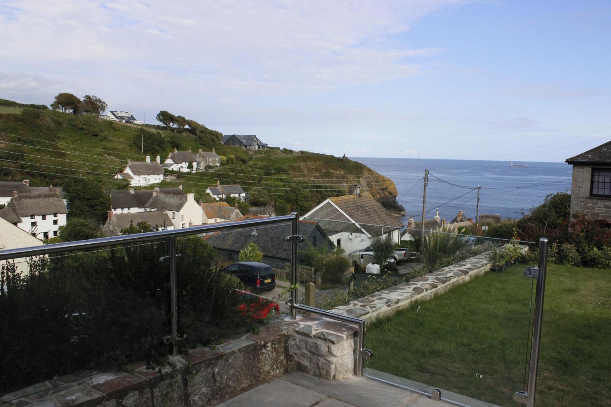 Spinnaker Cadgwith Holiday Home Bagian luar foto